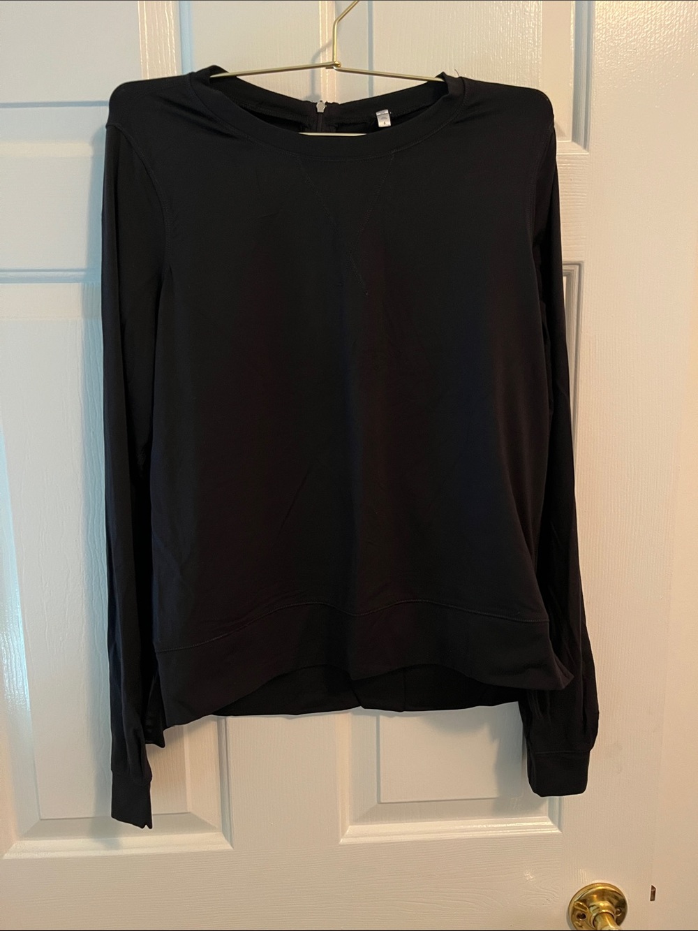 Classic Black lululemon Long-Sleeve Women’s Top